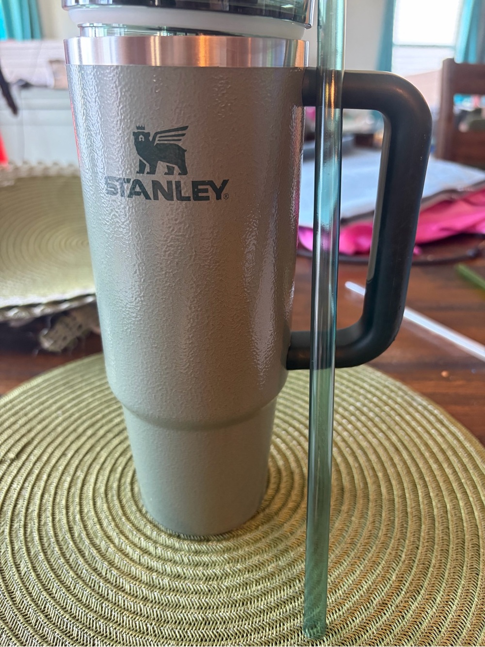 Stanley Olive Green Insulated Travel Mug with Handle